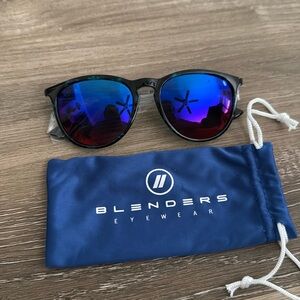 Blenders sunglasses